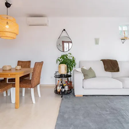 Cozy House Close To The Apartamento Mijas
